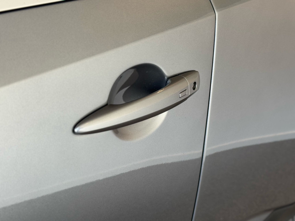 Nissan Qashqai 1.3 mhev xtronic n-connecta