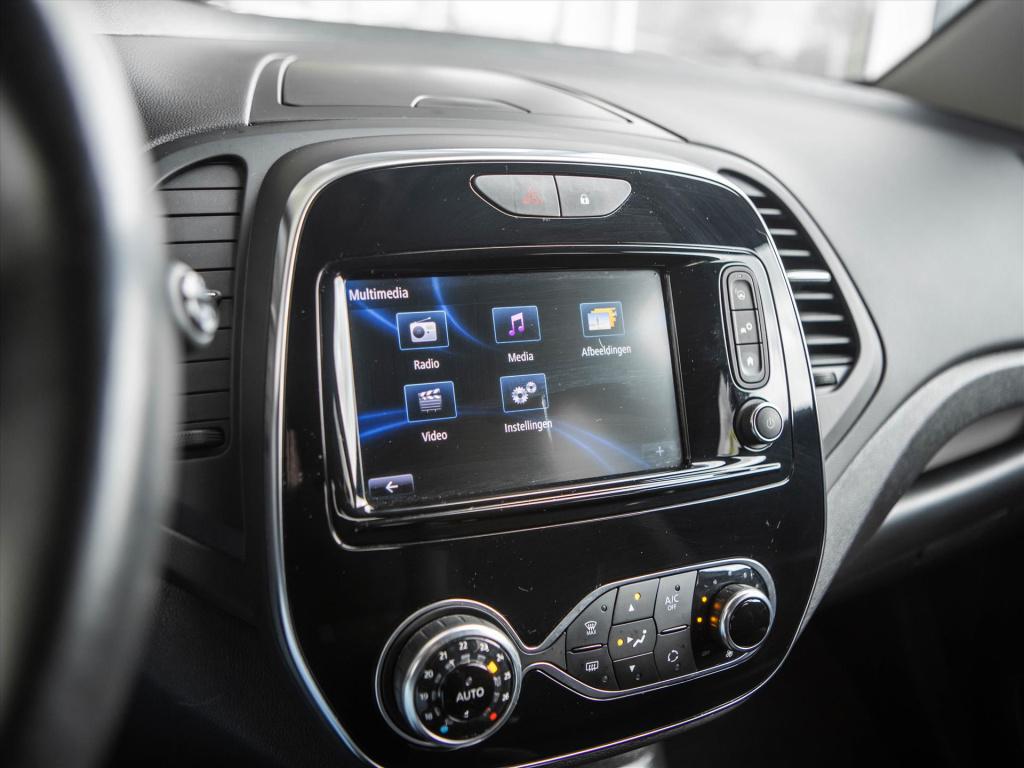 Renault Captur tce 90pk intens | trekhaak | navigatie | park. sensoren | cr