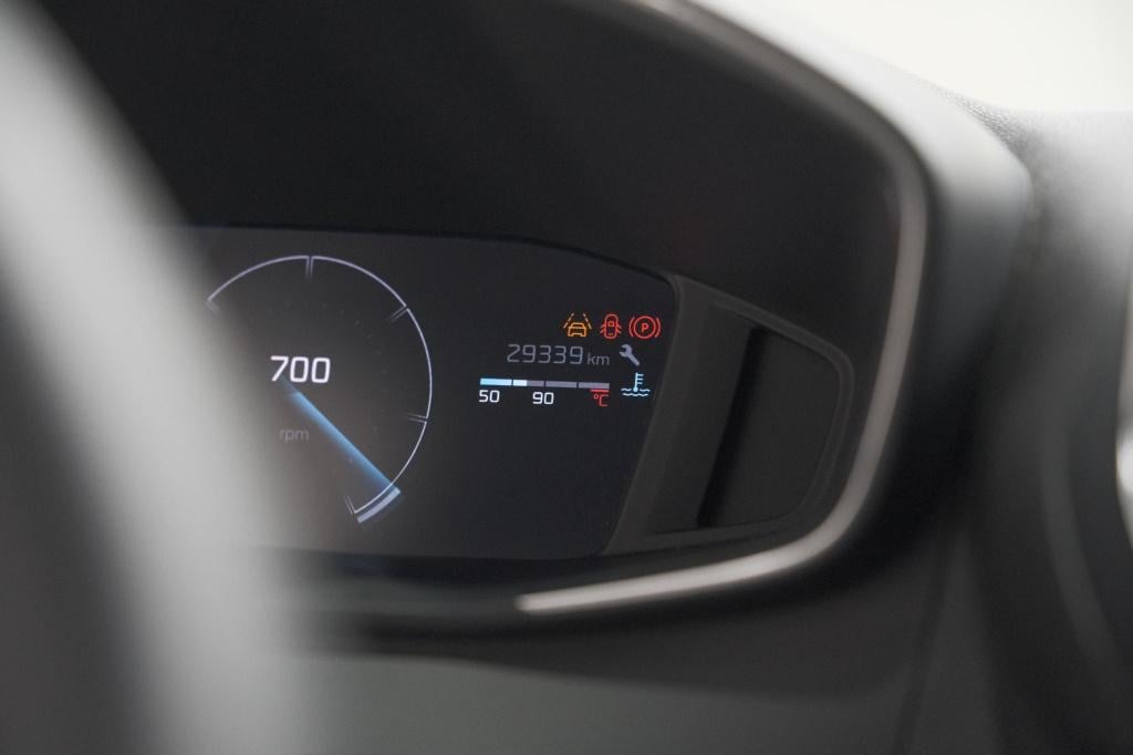 Peugeot 208 puretech 100 allure | camera | navigatie | parkeersensoren | ap