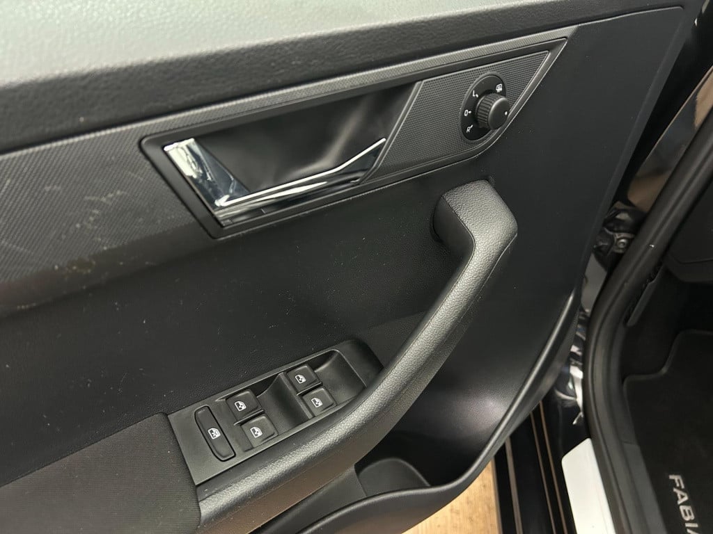 Skoda Fabia occasion 1.2 tsi joy | airco | tweedehands skoda fabia | stoelv
