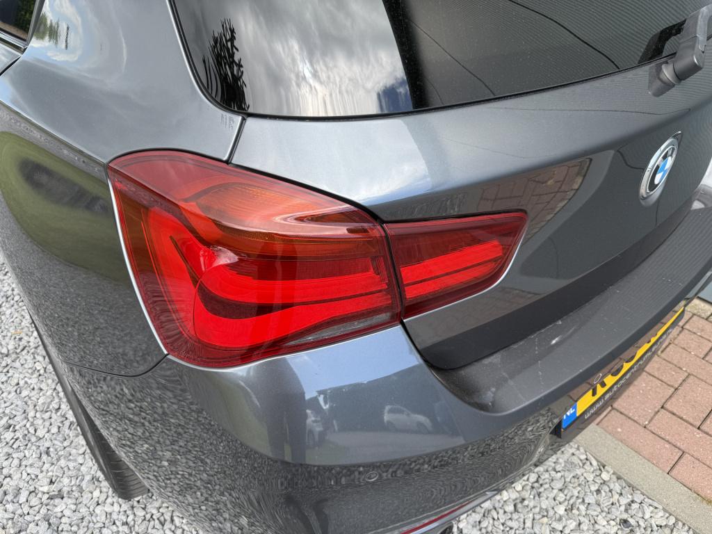 BMW 1 Serie 118i high executive m-sportpakket 5-drs