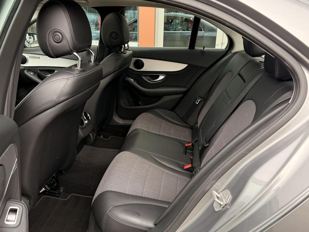 Mercedes-Benz C-Klasse 180 prestige | schuif/kanteldak | trekhaak | stoelve