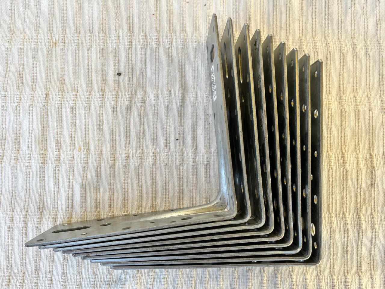 Balkdragers en hoekankers