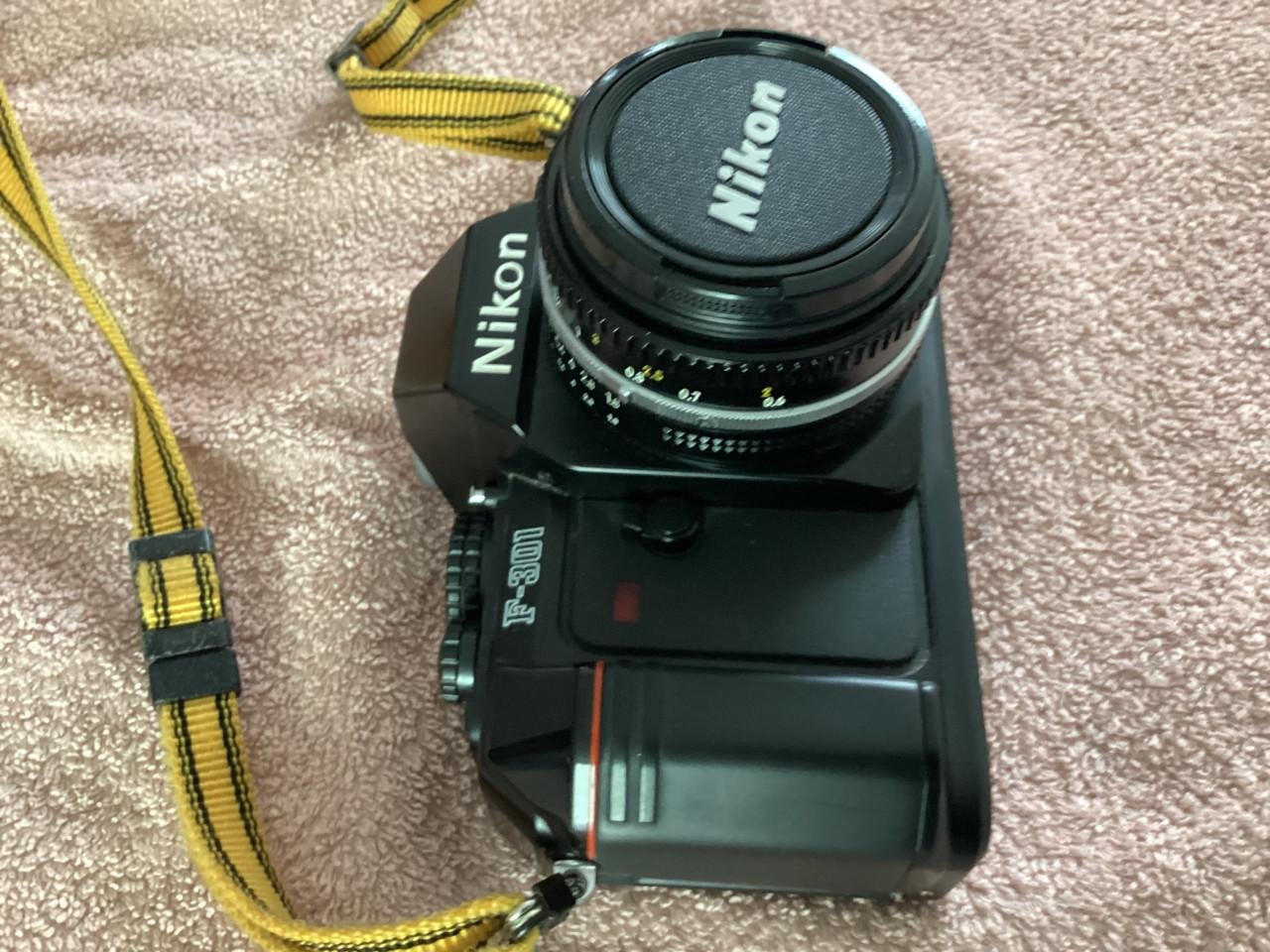 Analoge spiegelreflex camera Nikon F-301