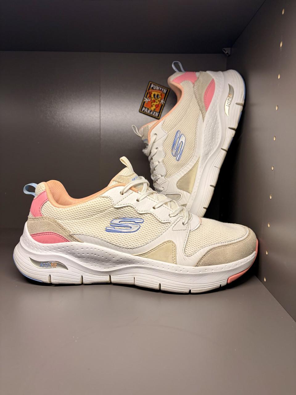 Skechers wit maat 40