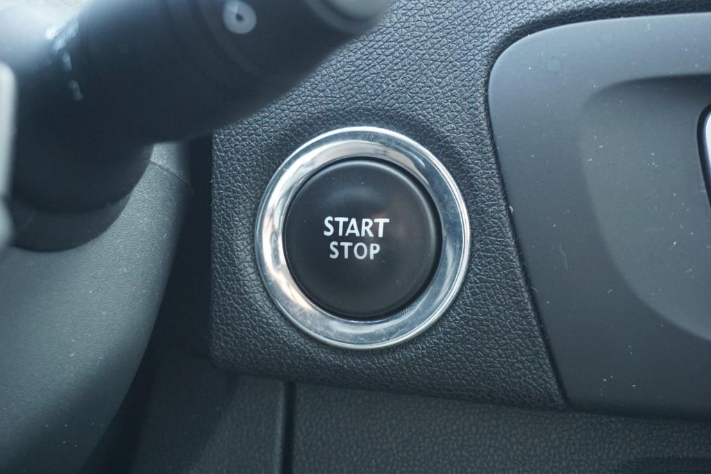 Renault Scenic 1.2 tce bose 1e eigenaar - climate / navi / cruise / parkeer