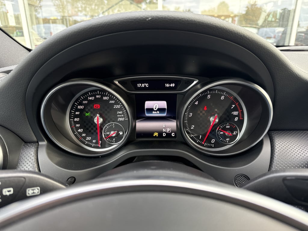 Mercedes-Benz A-Klasse 180 amg night edition plus | h&k | carplay | leder |