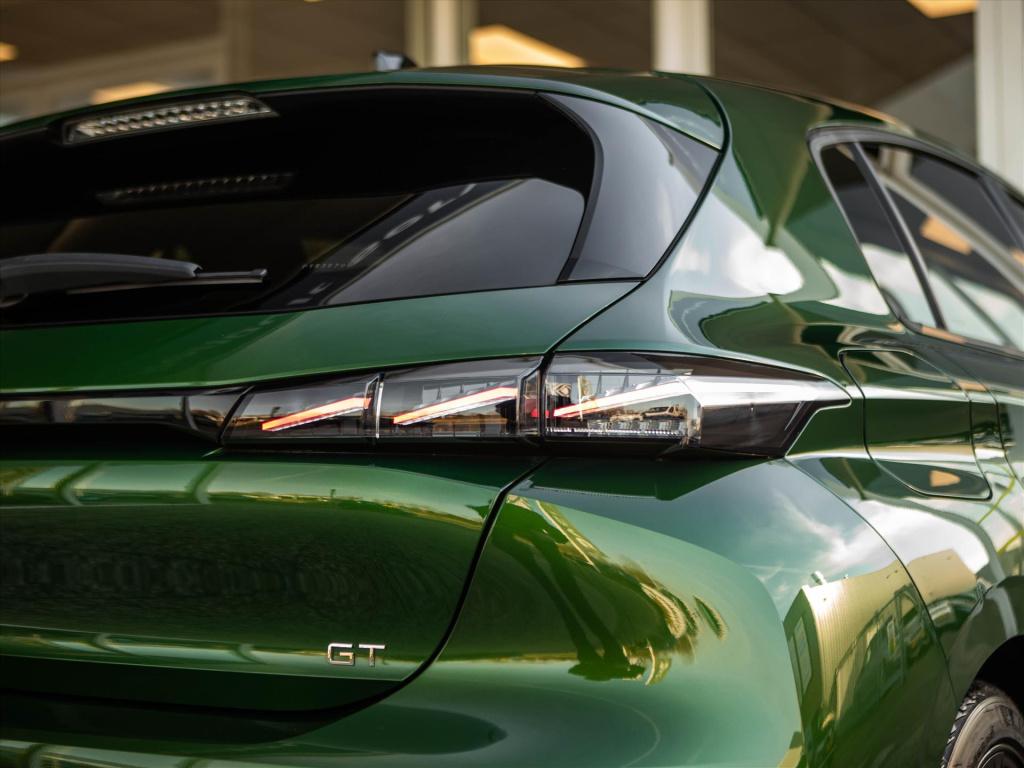 Peugeot 308 1.2 puretech 130pk gt automaat | navigatie | camera | park. sen