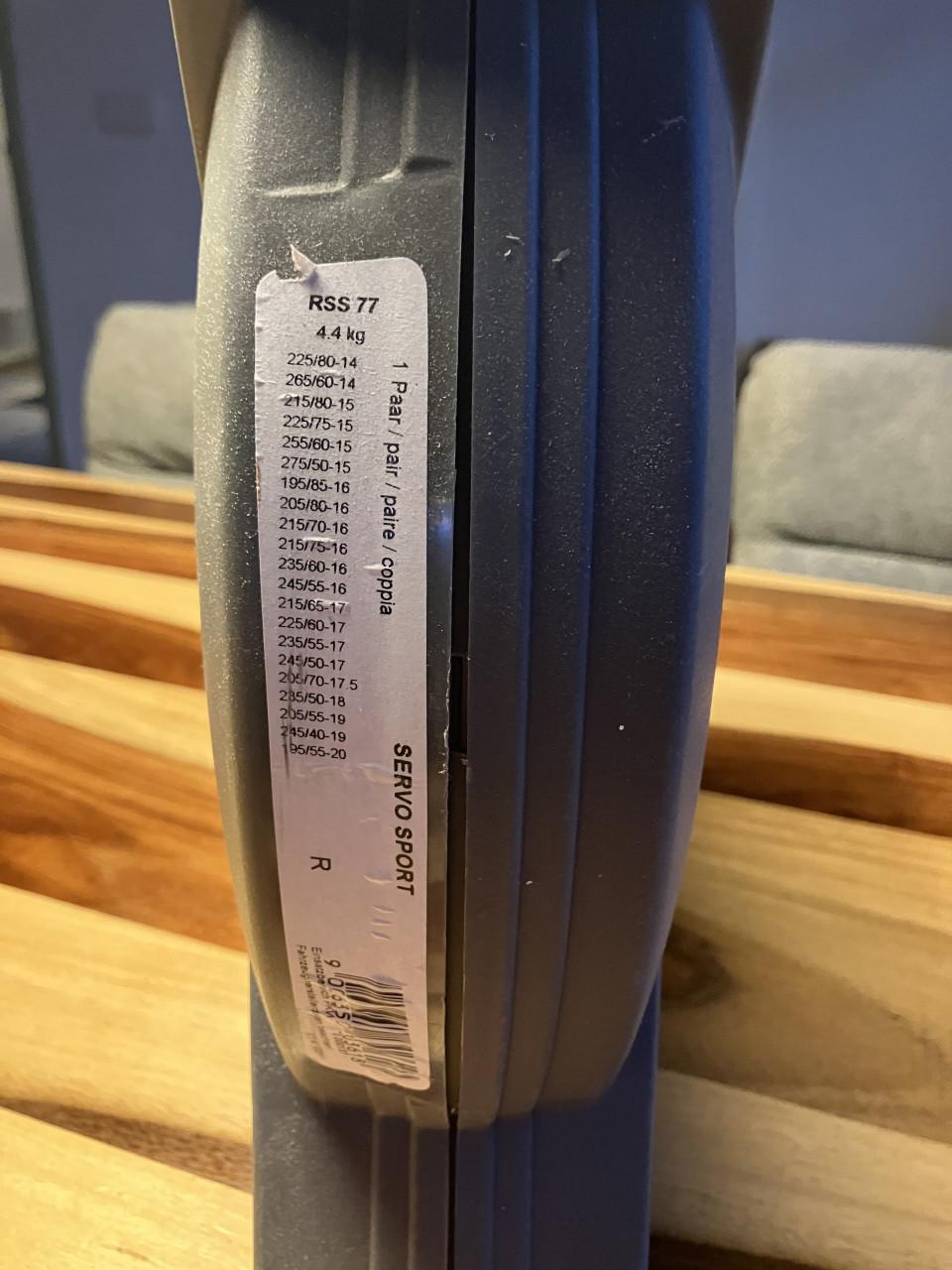 Sneeuw ketting zelf spannend in zeer goede staat