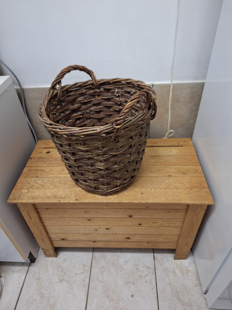 Rieten mand vrij groot