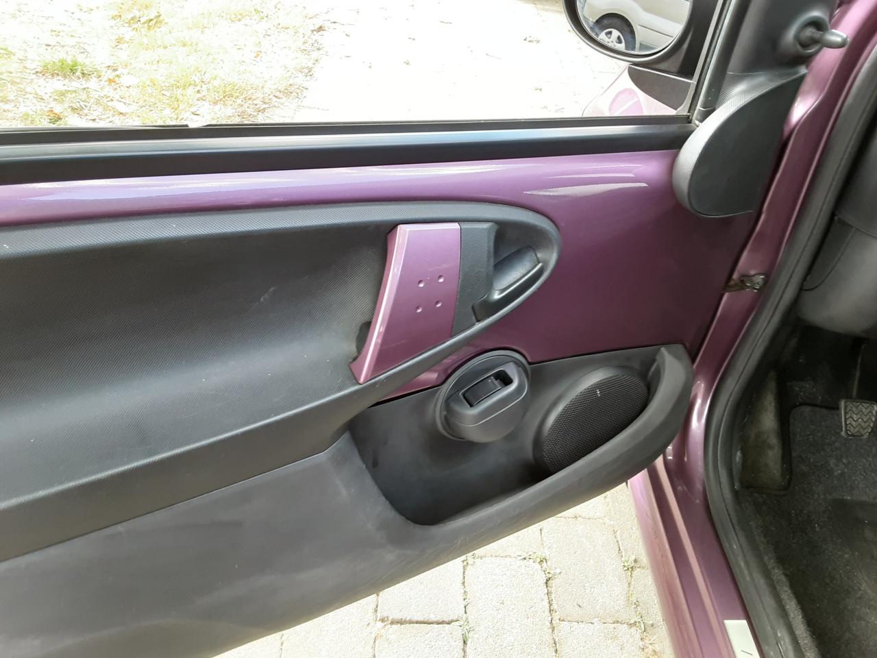 Peugeot 107 1.0 Sportium