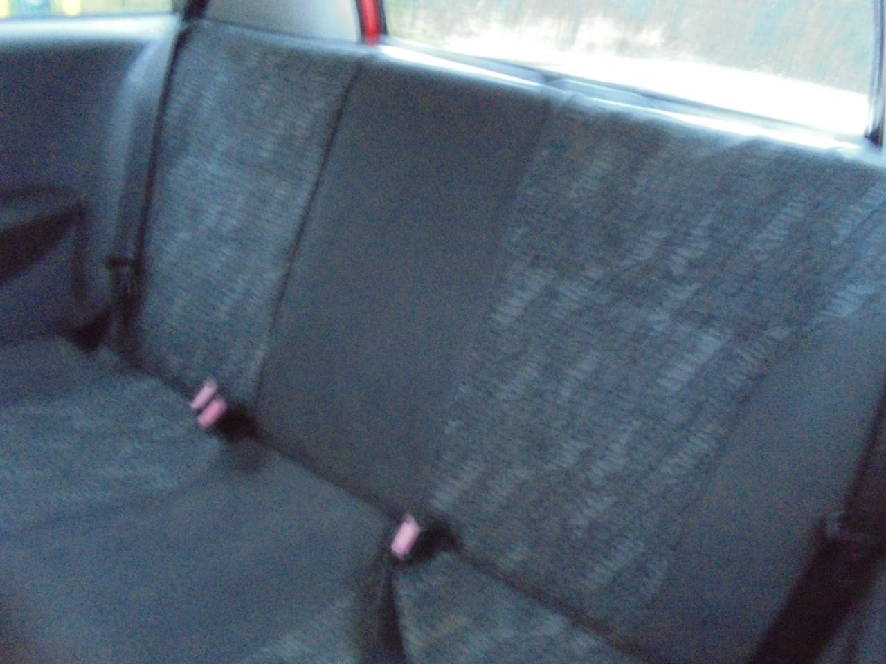 Corsa uit 2001 / 146.445 Km  N.A.P rijd goed  € 950 apk t/mmaart 2027