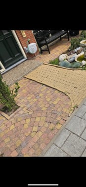 Steentjes