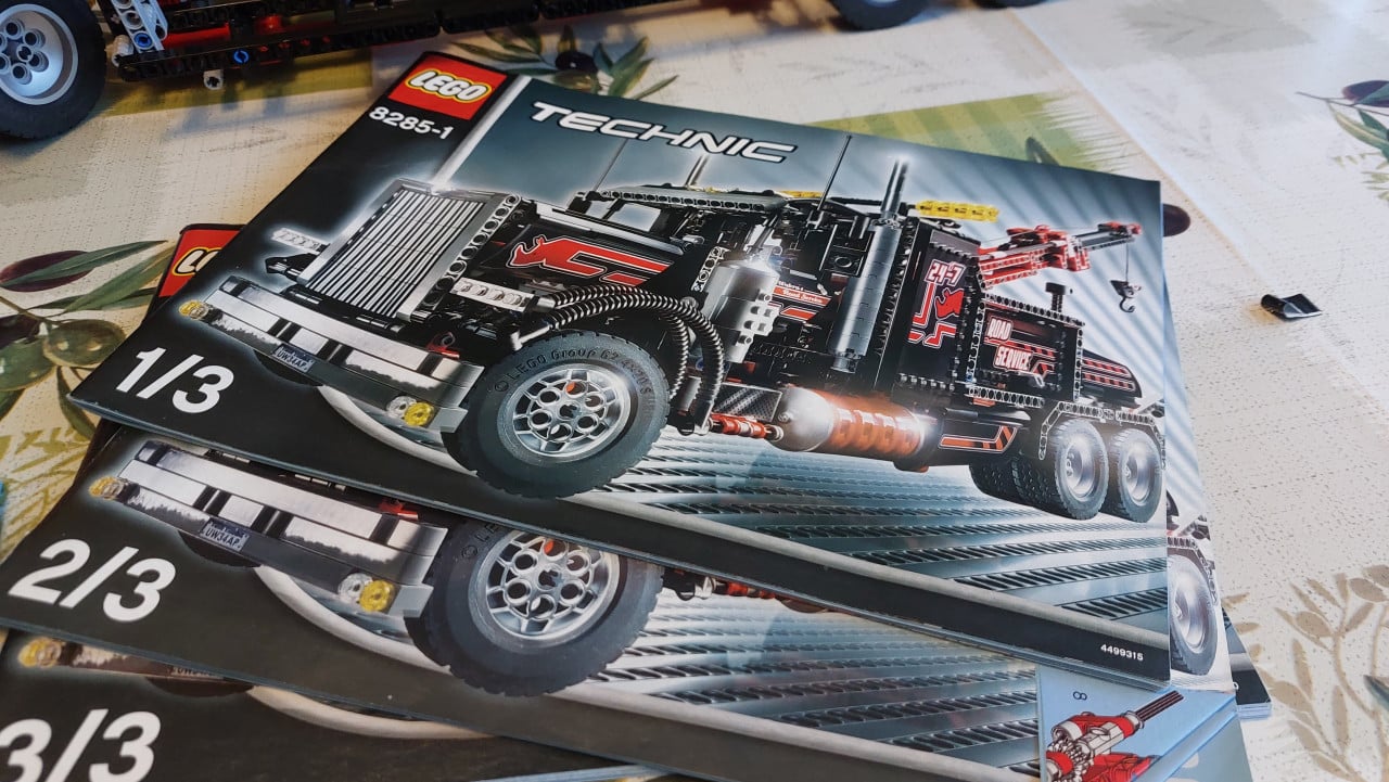 Lego technic 8285 vrachtwagen met oplegger