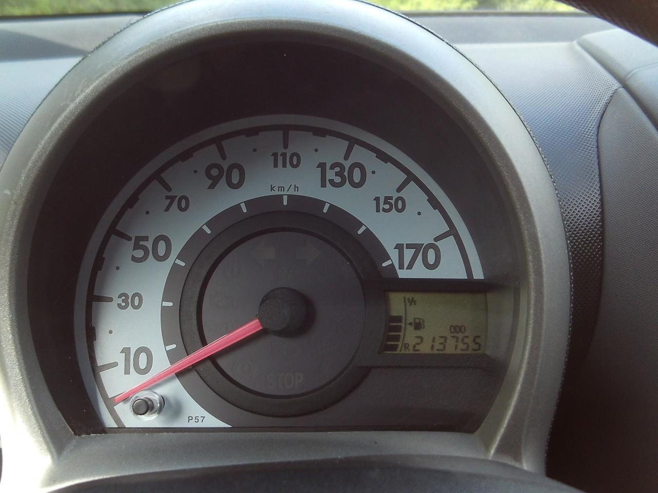 Toyota Aygo 213800 km bj 2006 ,apk 05-2027,airco , 4 deurs
