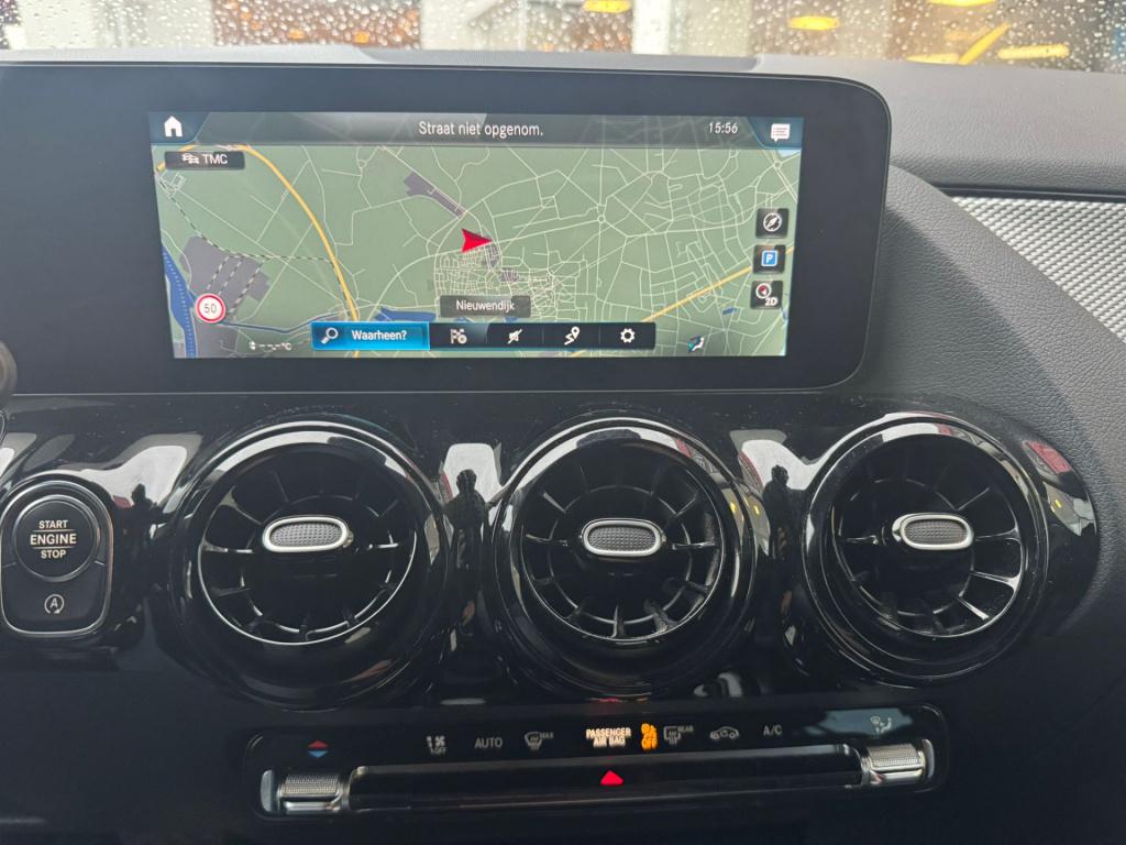 Mercedes-Benz Gla-klasse 180 business solution