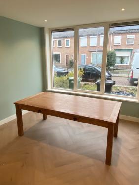 Robust houten eet tafel