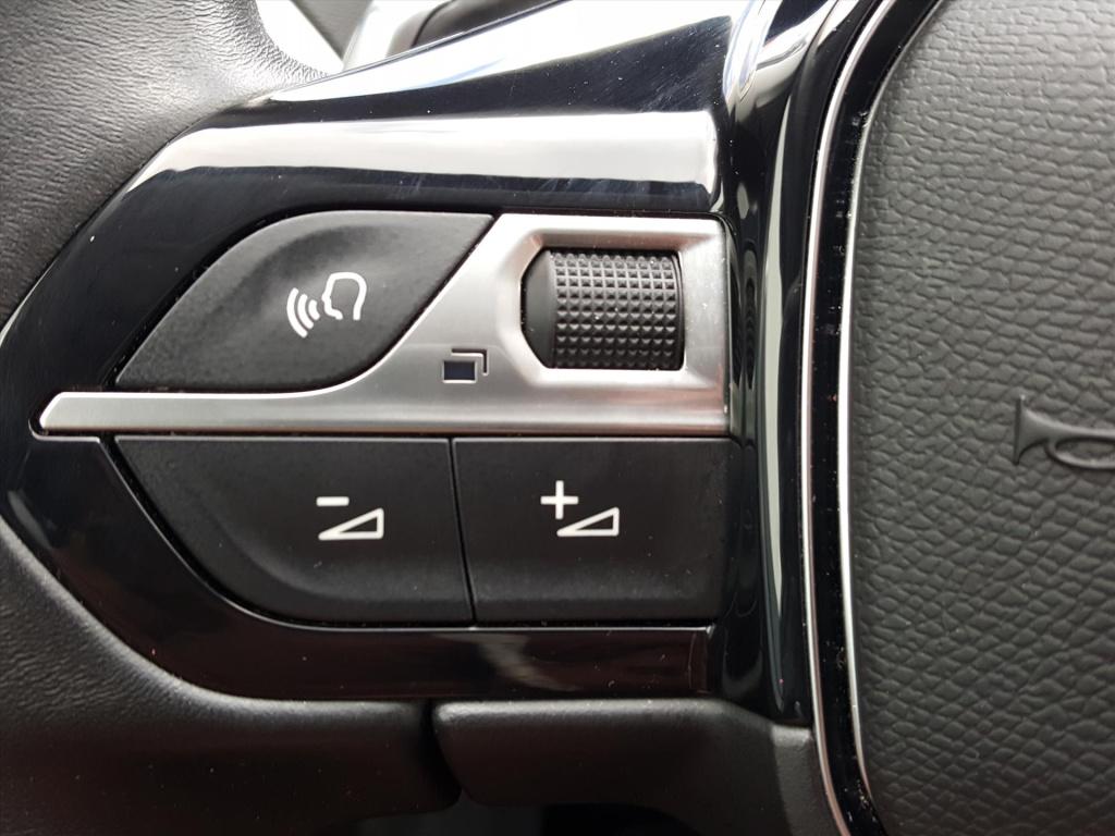 Peugeot 3008 allure 1.2-130pk automaat (eat8) apple carplay & android auto 