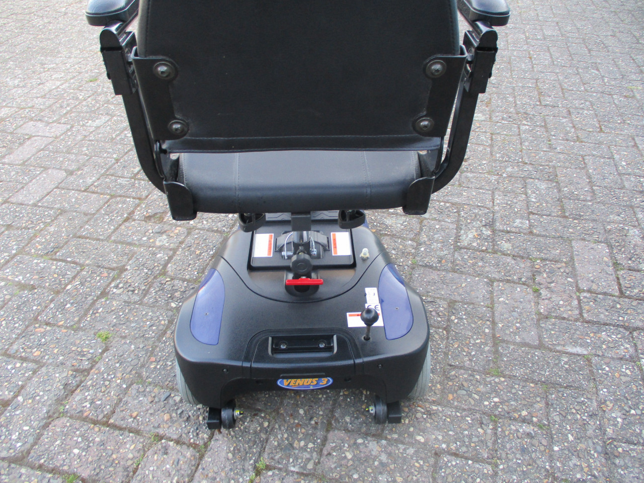 Zgan opvouwbare Venus 3wiel scootmobiel wegens geen gebruik mag deze weg