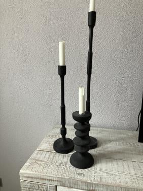 3 stuks metalen kandelaars