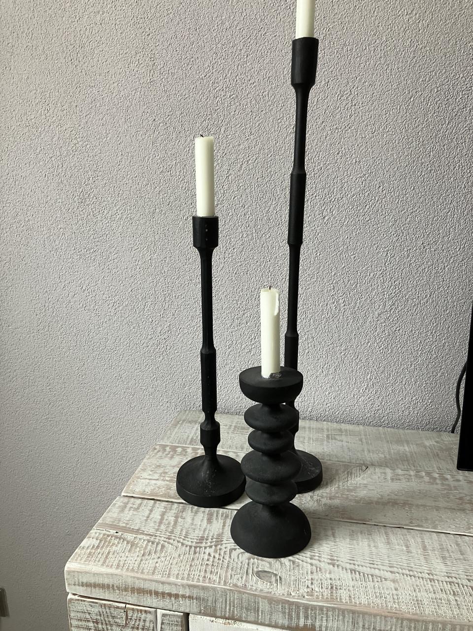 3 stuks metalen kandelaars