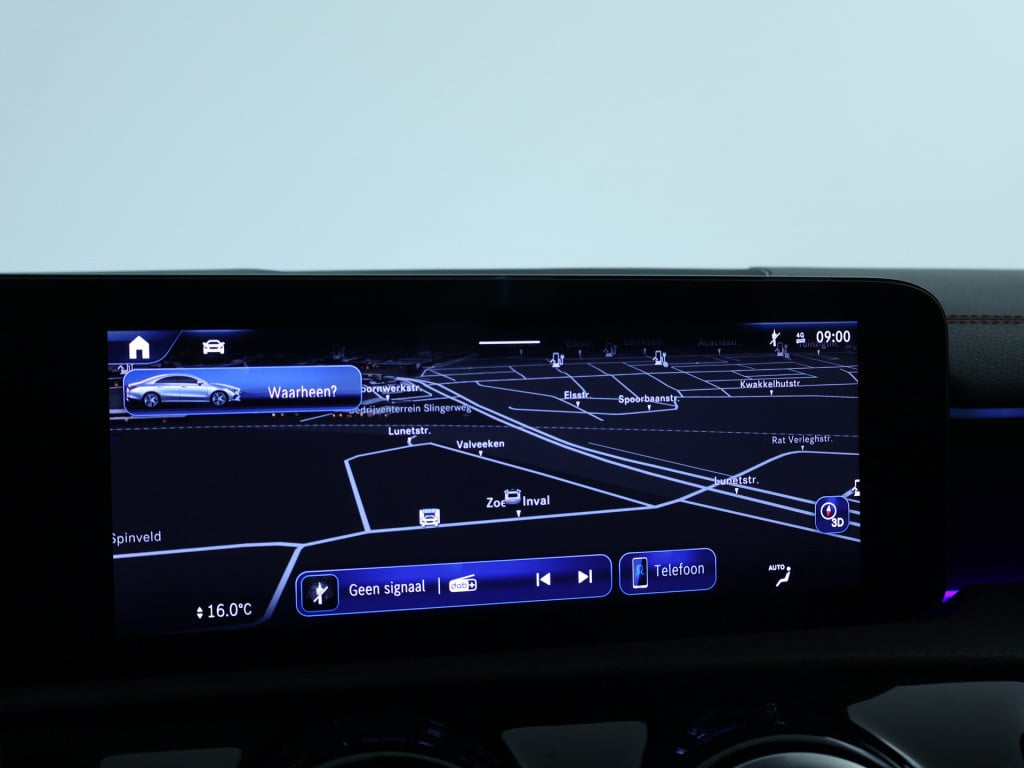 Mercedes-Benz Cla 250 e amg plug-in hybride | dodehoek detector | elektrisc