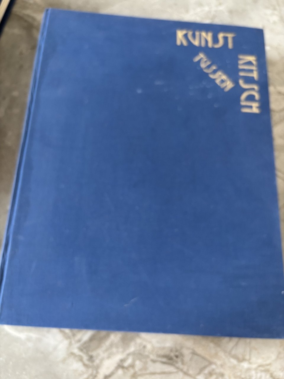 Te koop ingebonden exemplaren tussen kunst en kitsch 1992-1994