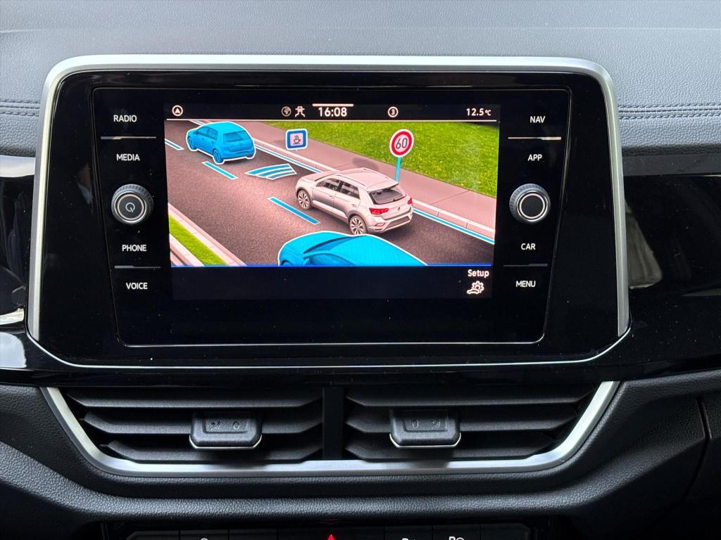 Volkswagen T-roc 1.5 tsi 150pk 7-dsg r-line|camera| dodehoek|carplay|led| r