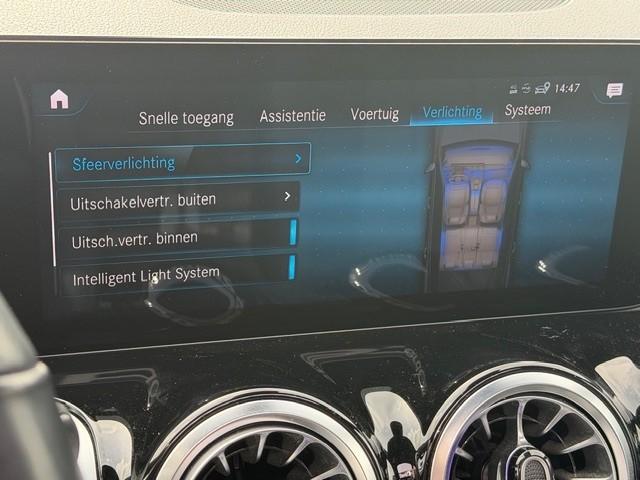 Mercedes-Benz 200-klasse glb premium i panorama dak i widescreen i stoelver