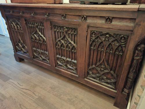 Mooi bewerkte dekenkist