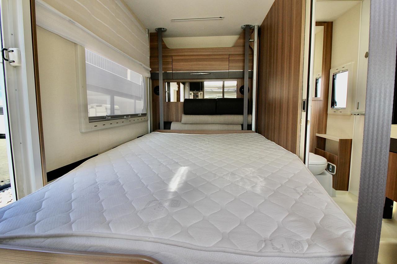 Chausson Welcome 500 (Uniek compacte camper 5.67mtr.)
