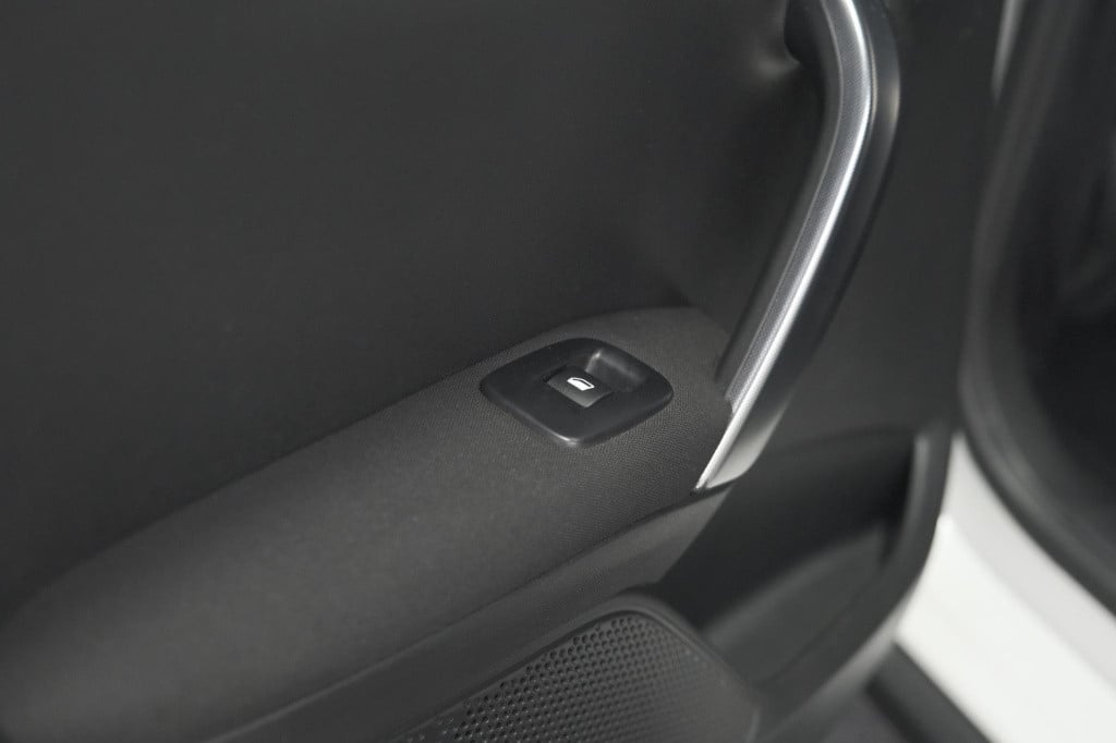 Peugeot 2008 puretech 130 allure | camera | apple carplay | parkeersensoren