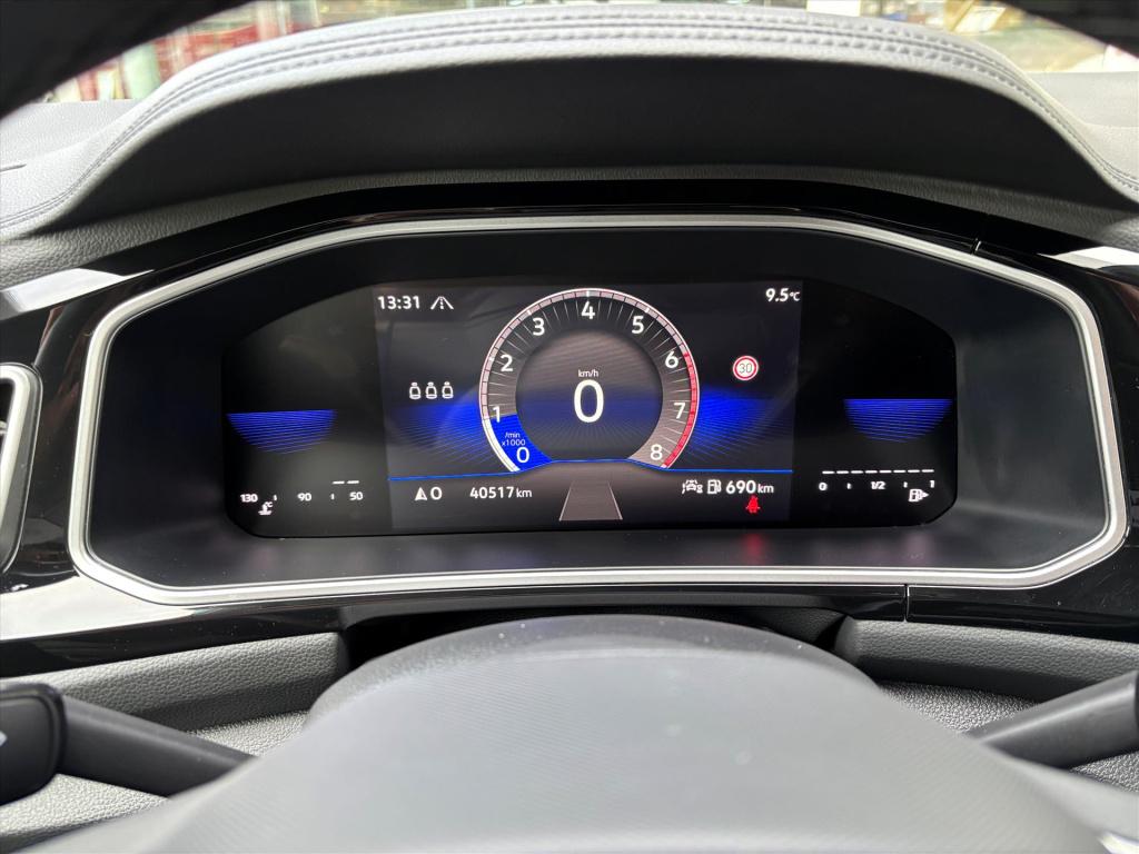 Volkswagen T-roc 1.0 tsi 110pk r-line| ergo active stoel| navi|camera| rijk