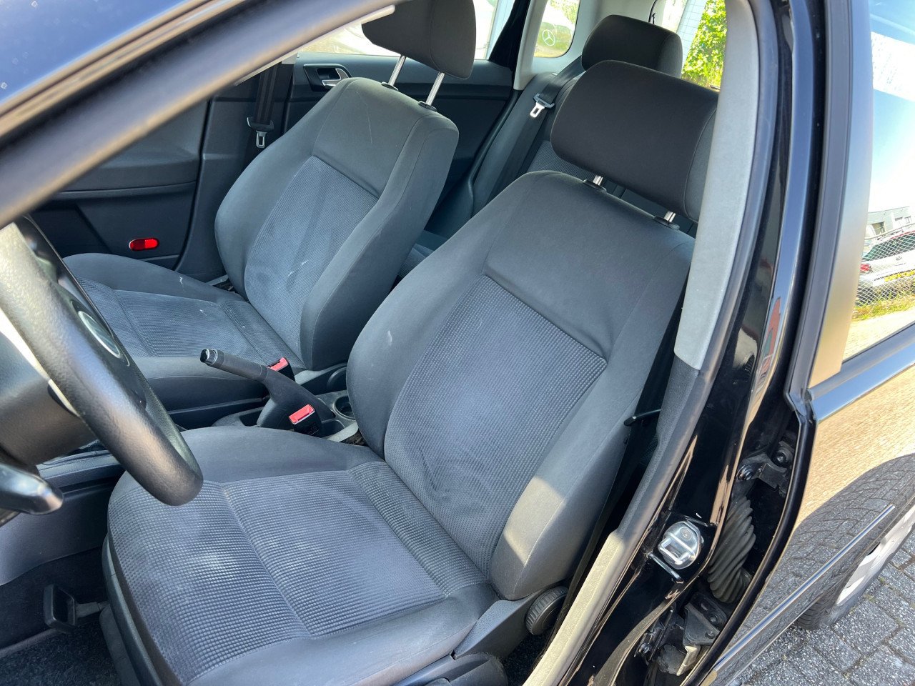 Zeer nette VW Polo uit 2005 met slechts 178.000 km APK Mei 2026