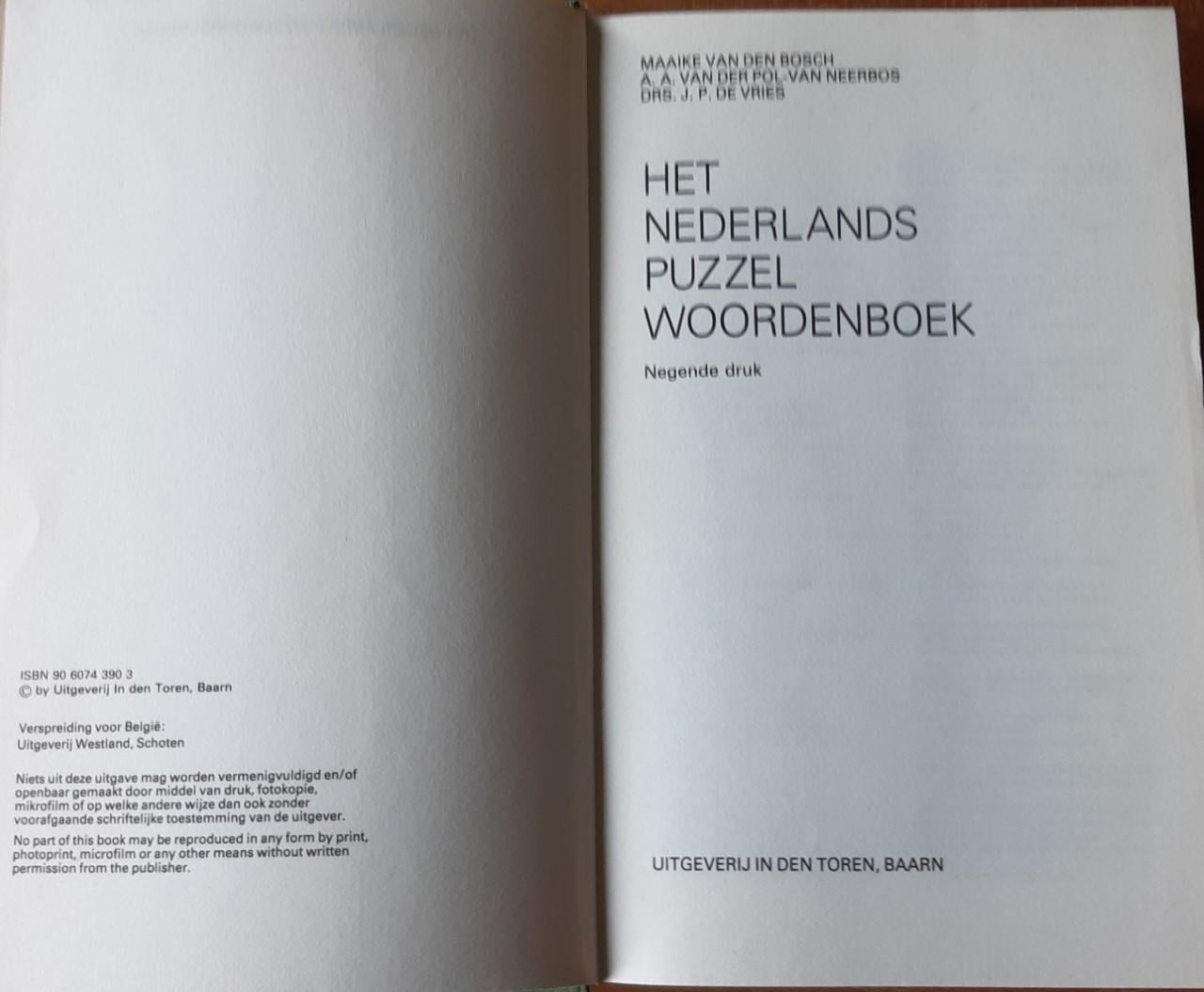 Het Nederlands puzzel woordenboek