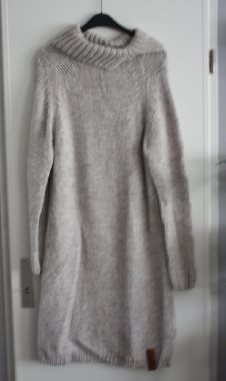 Lange wollen jurk met hoge kraag maat xl