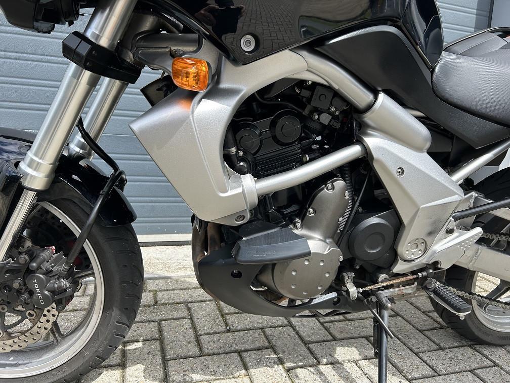 Kawasaki Versys 650 uit 2007, kofferset, handguards, valprotectie etc €2695