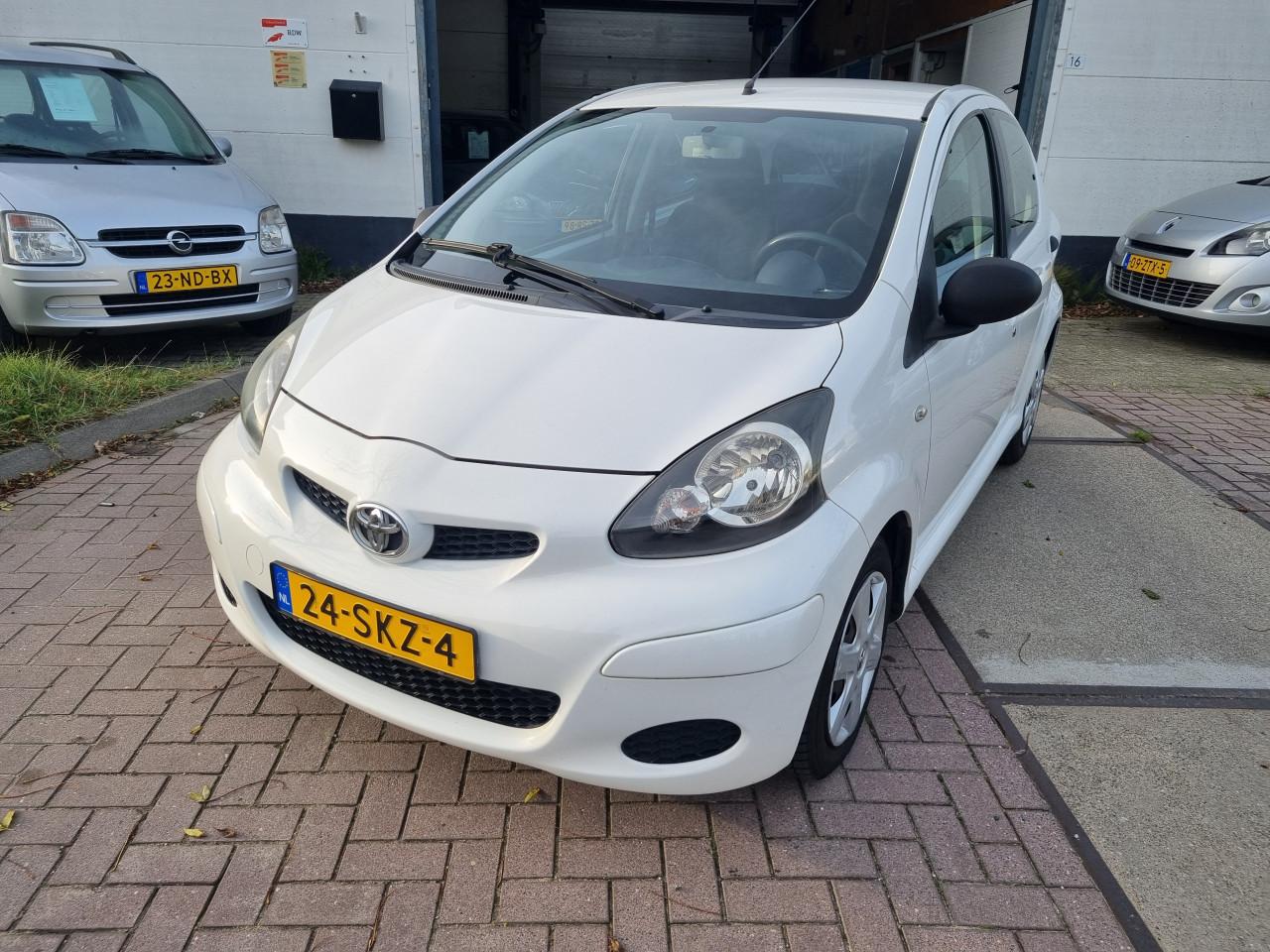 Toyota Aygo 1.0-12V Cool | Airco | 2e Eigenaar!