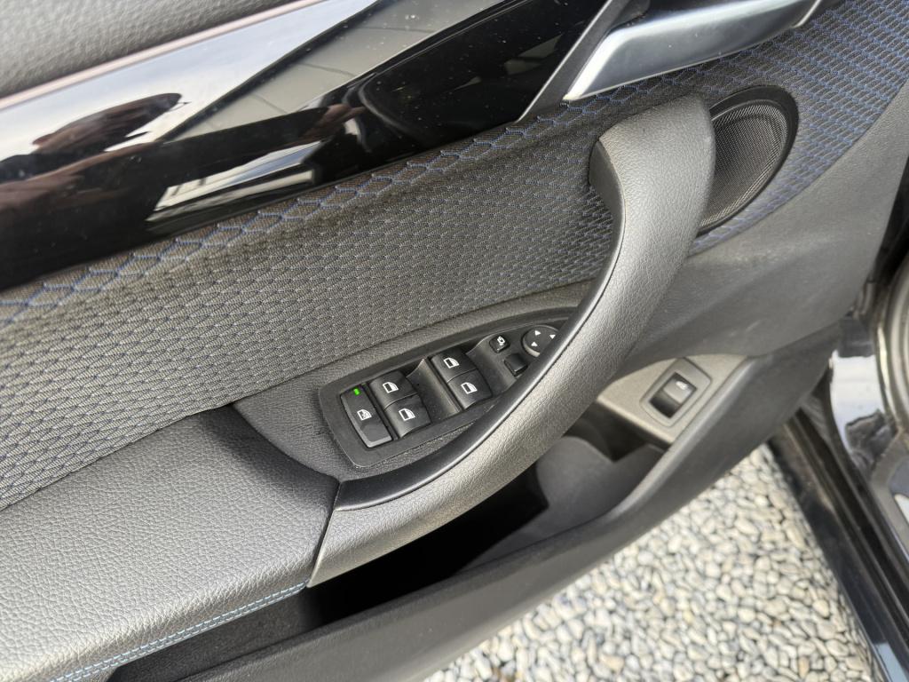 BMW X1 sdrive18i automaat high executive m-sportpakket