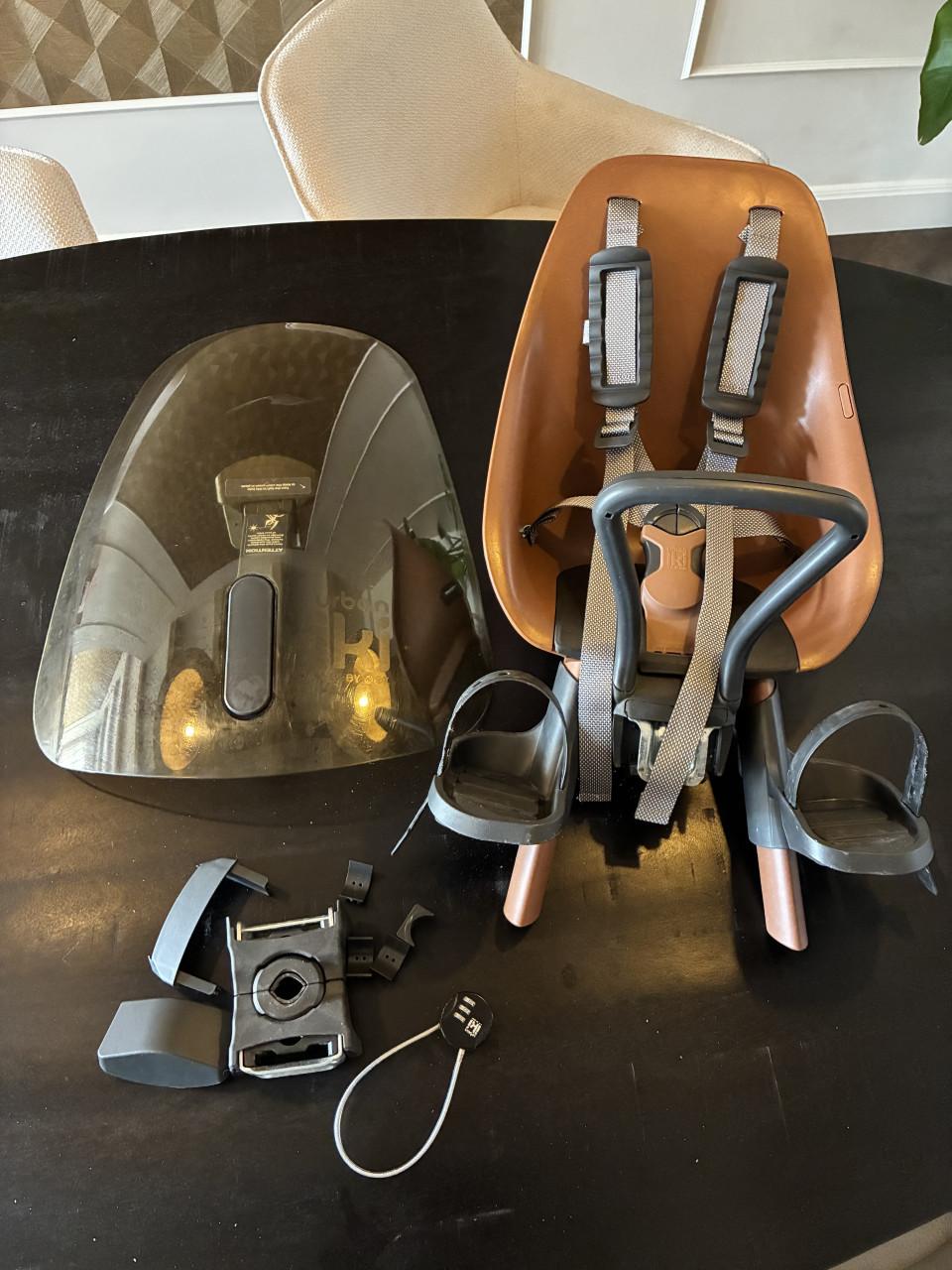 Urban iki voorzitje met slot, stuurtje en windscherm