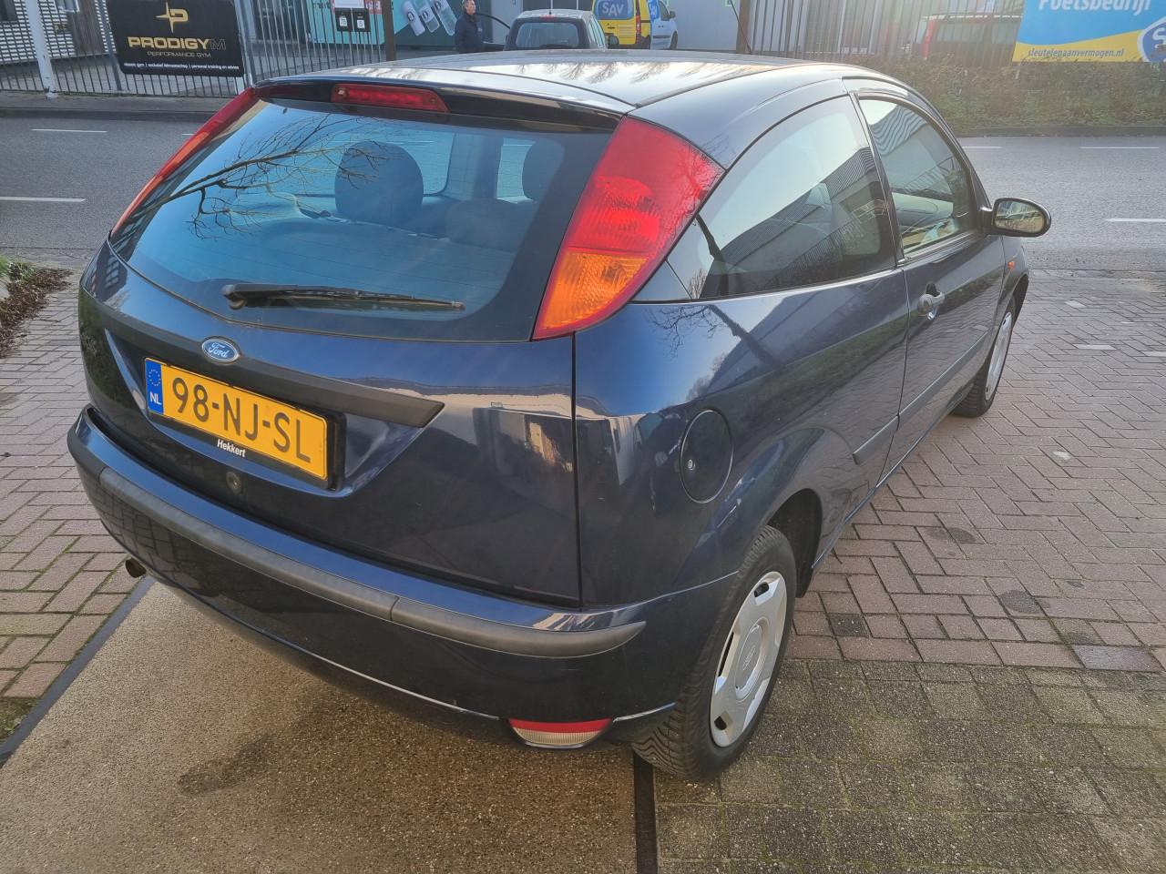 Ford Focus 1.4-16V Cool Edition | Dealer onderhouden | 1e Eigenaar!