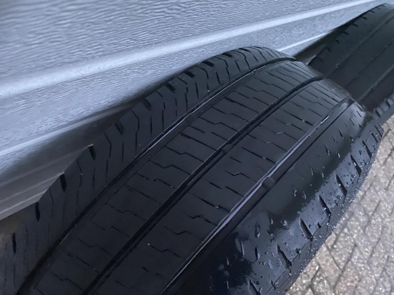 Velgen met banden Renault master 225 65 16