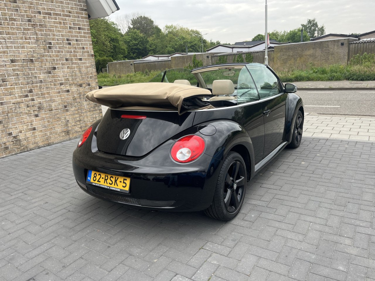 Volkswagen new beetle cabriolet 1.8-20v Turbo 135dkm