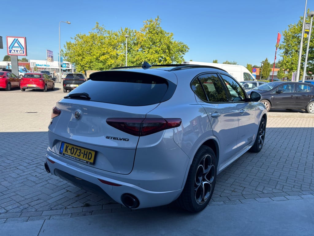 Alfa Romeo Stelvio 2.0 t awd veloce