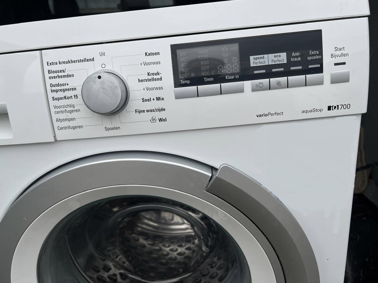 Siemens A+++ klasse wasmachine 8 kg. 1400 toren als nieuw met handleiding