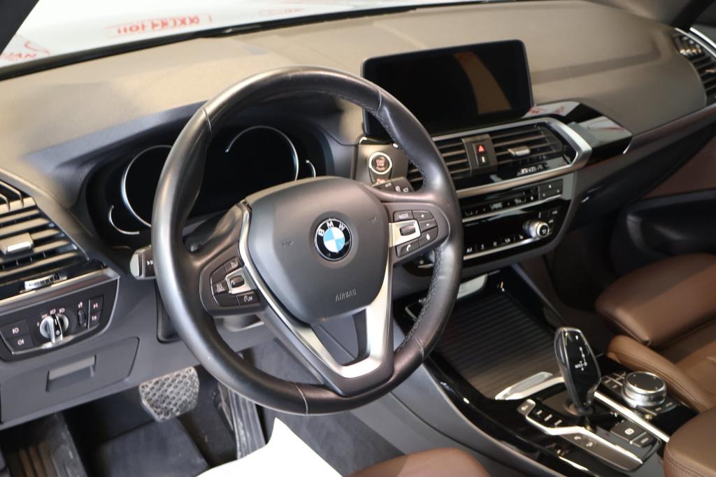 BMW X3 xdrive20i high executive nl auto, pano, trekhaak, stoelverw, led, el