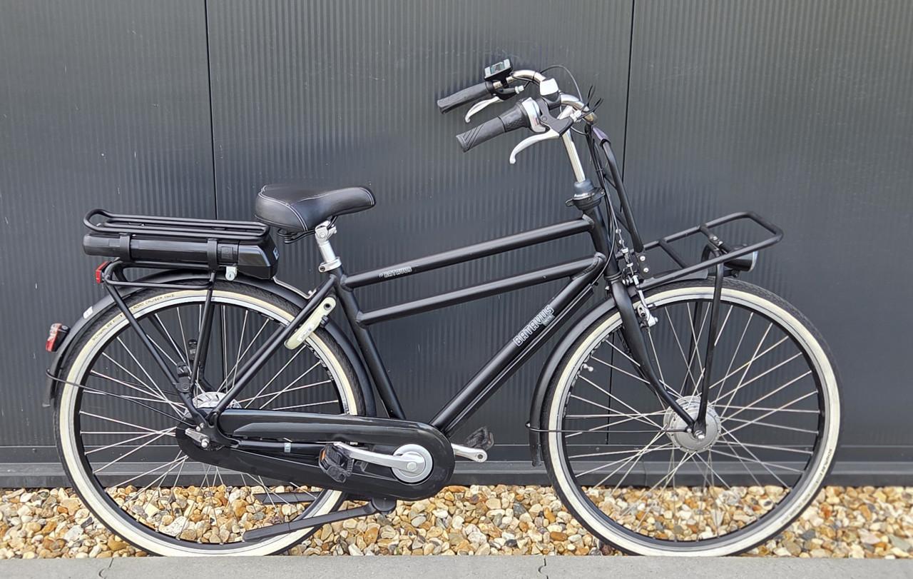 Mooie Batavus CNCTD. E-go® Elektrische herenfiets 418Wh 53cm