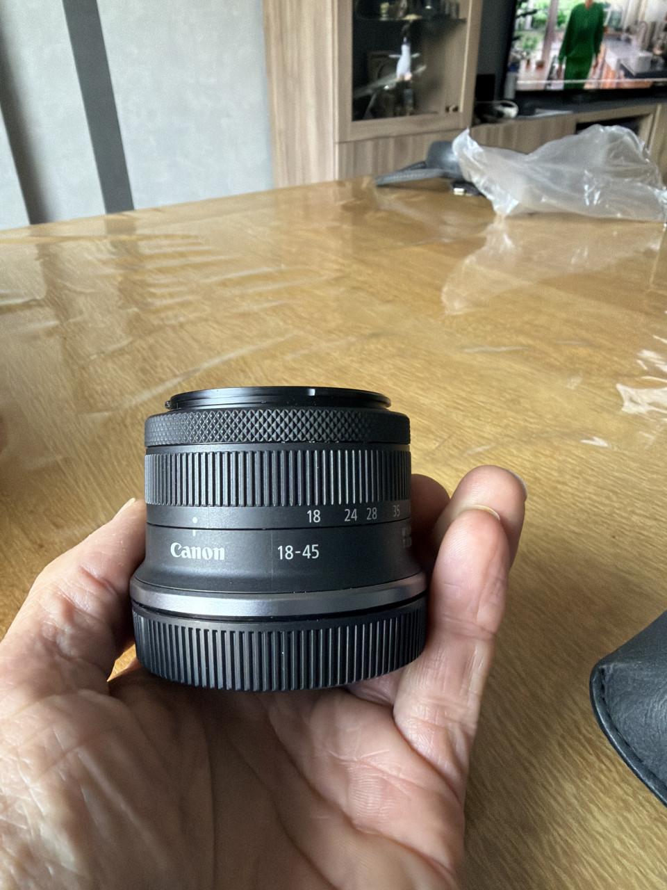 Canon rf-s 18-45 f 4.5-6.3 is stm