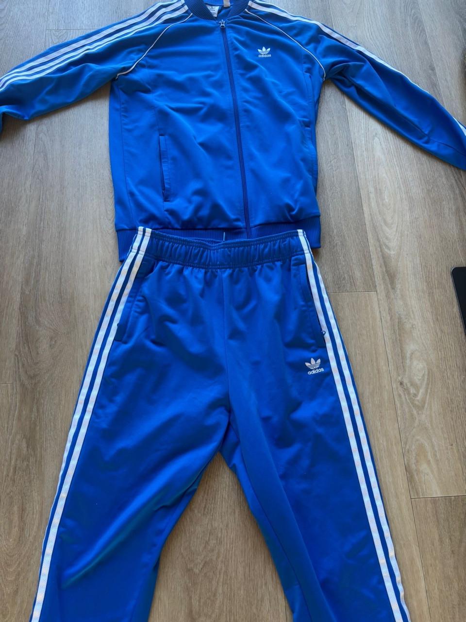 Asidas trainingspak 176