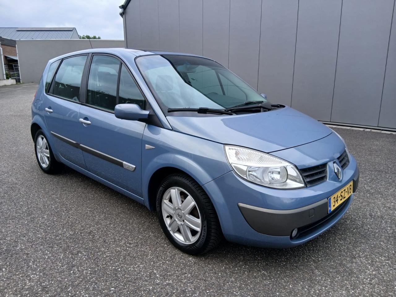 Renault Scénic 1.6-16V Tech Line